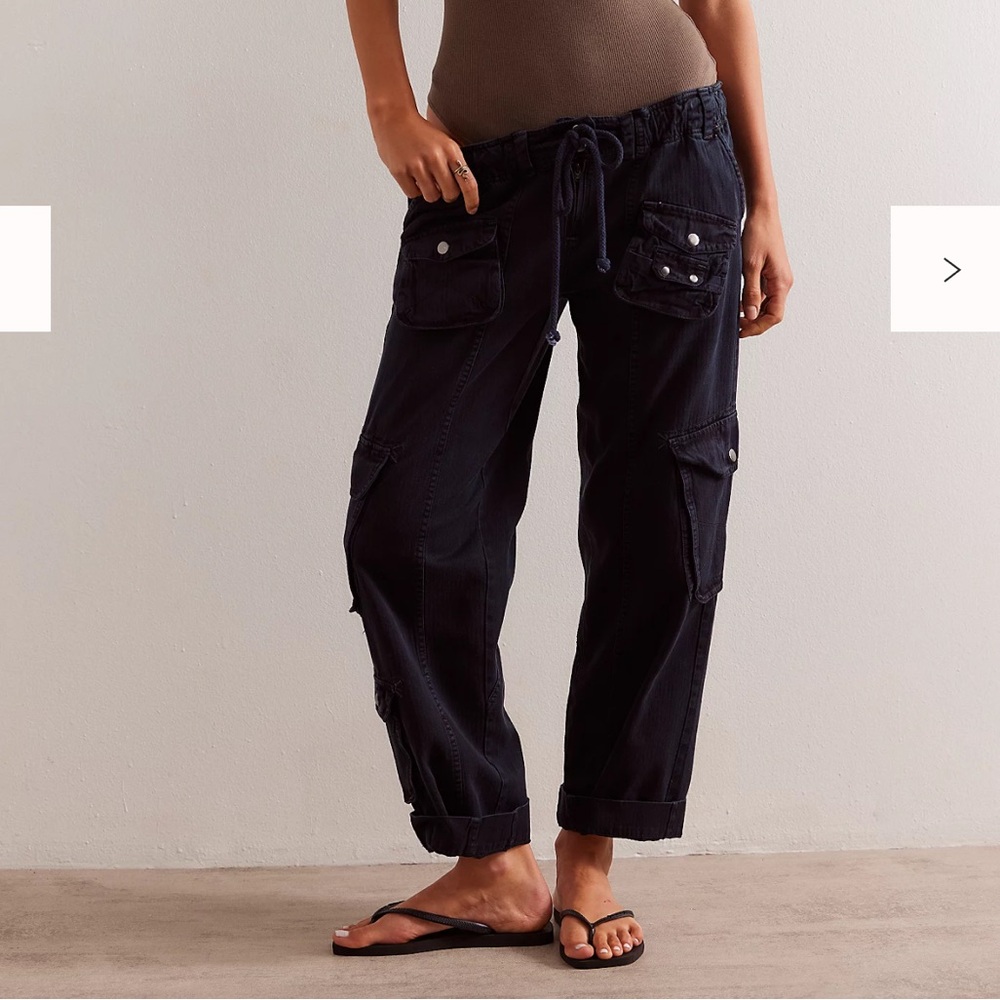 Free People Tahiti Cargo Pants Adjustable Size Small Black